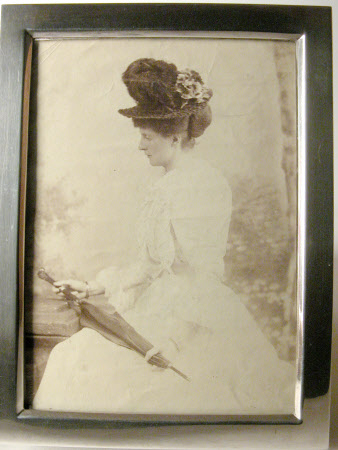Photograph frame