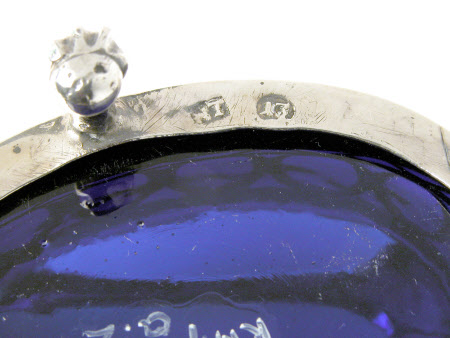 Salt cellar