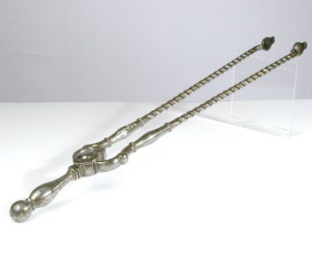 Tongs