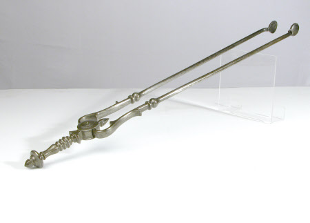 Tongs