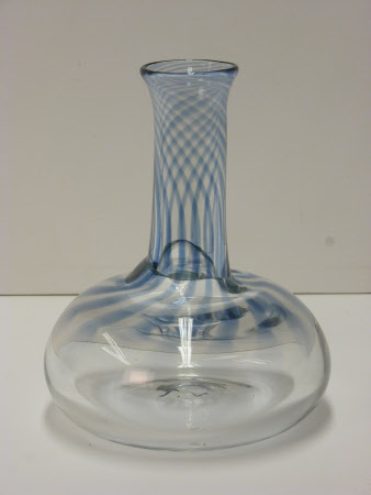 Ship's decanter