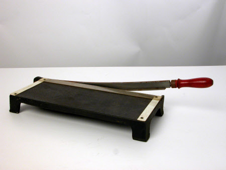 Guillotine