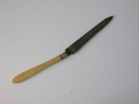 Carving knife