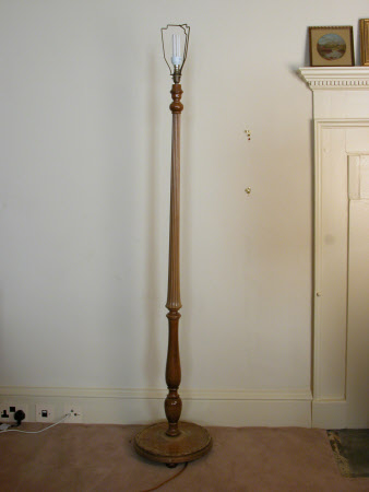 Lamp standard