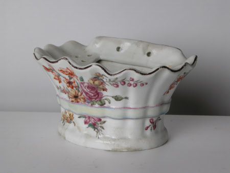 Bough pot