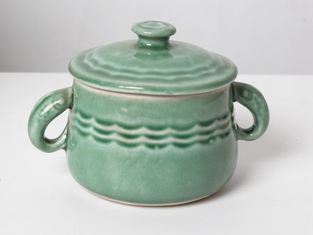 Serving dish
