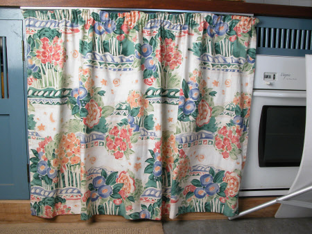 Screen curtain