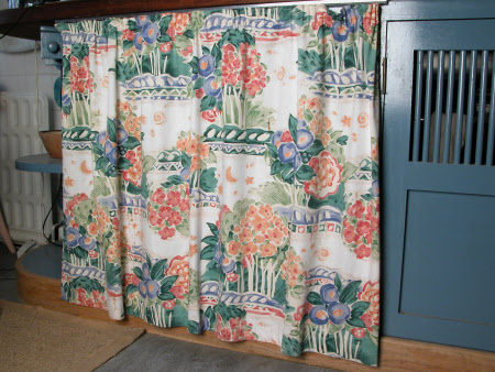 Screen curtain