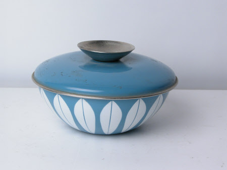 Serving dish