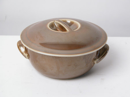 Serving dish
