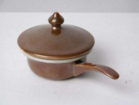 Serving pot