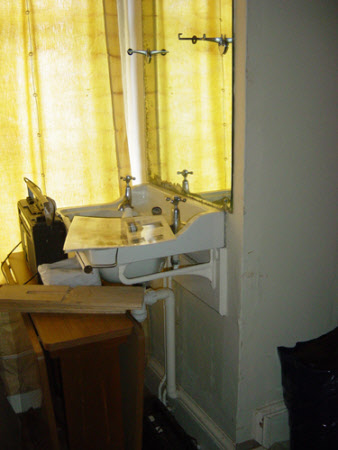 Washbasin