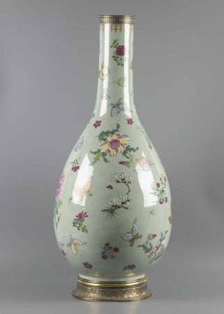 Bottle vase