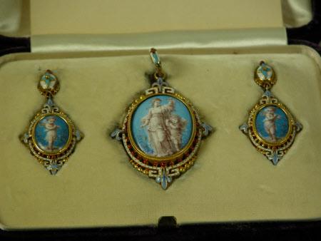 Earring