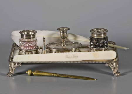 Inkstand