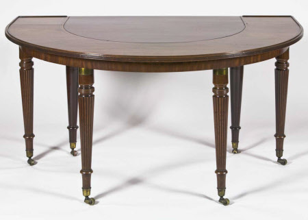 Hunt table