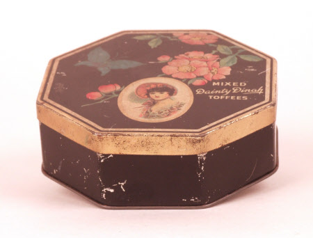 Toffee tin
