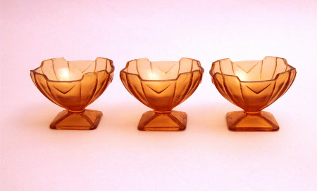 Sundae dish