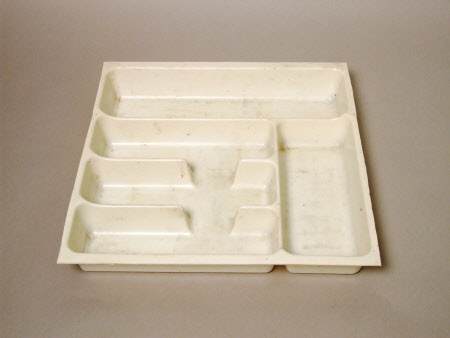 Cutlery tray