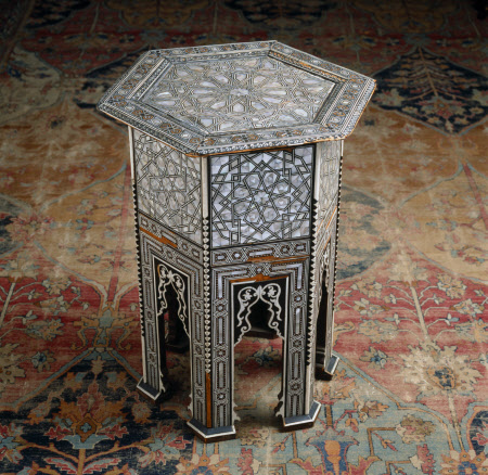 Occasional table