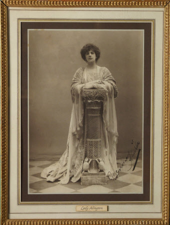 Lady Feodorowna Sturt, née Yorke, later Lady Alington (1864-1934)