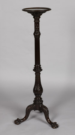 Pedestal stand