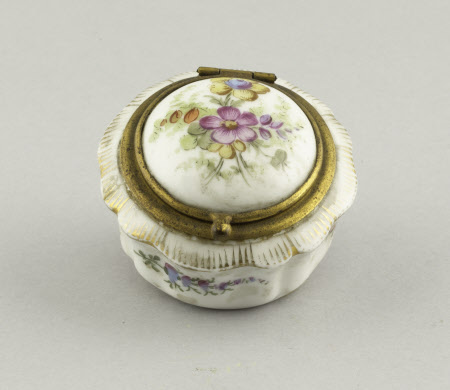 Pill box