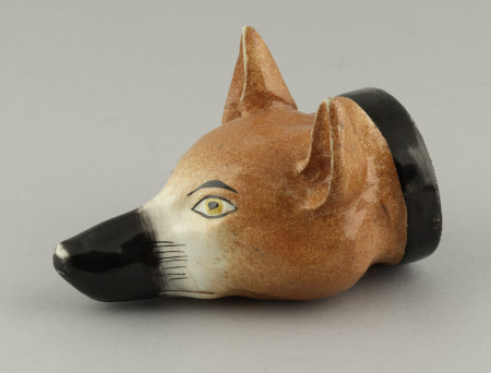 Stirrup cup