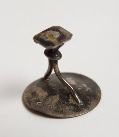 Cuff link