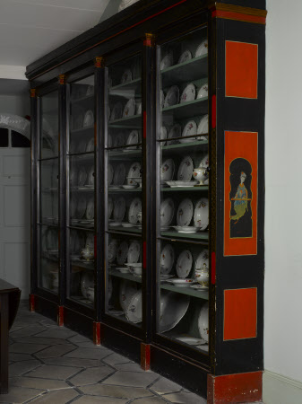 Display cabinet