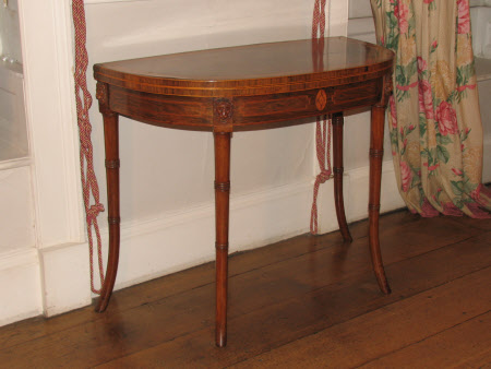 Card table