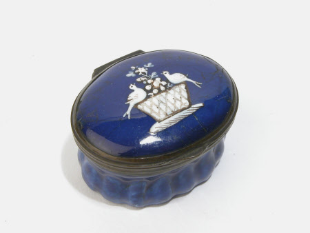 Snuffbox