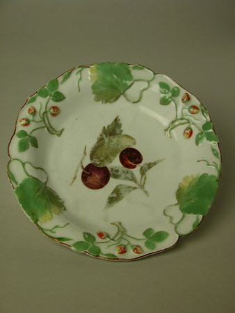 Dessert dish