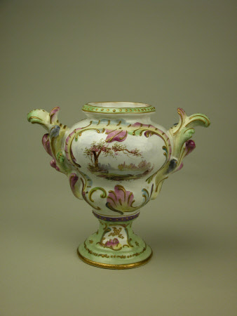 Pot pourri vase