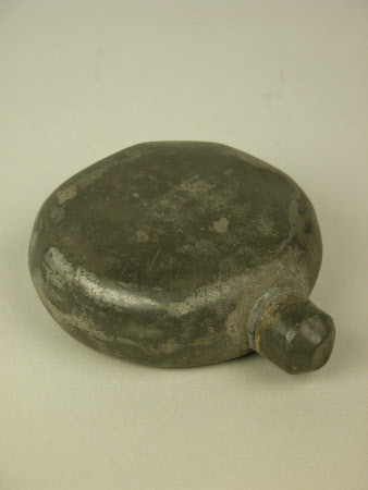 Powder flask