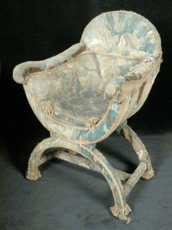 X-frame chair