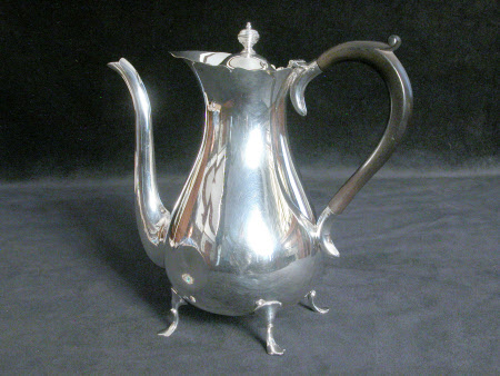 Coffee pot