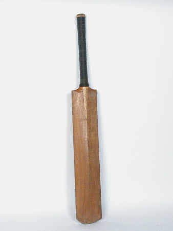 Cricket bat