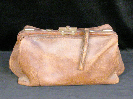 Gladstone bag
