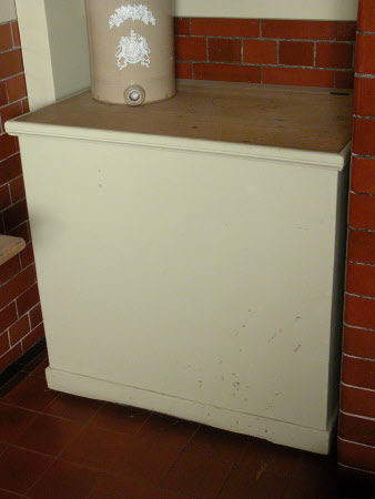 Flour bin