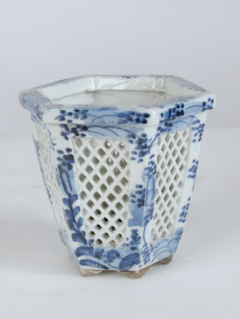 Flower pot