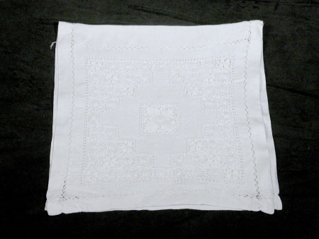 Handkerchief case