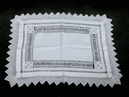 Tray cloth