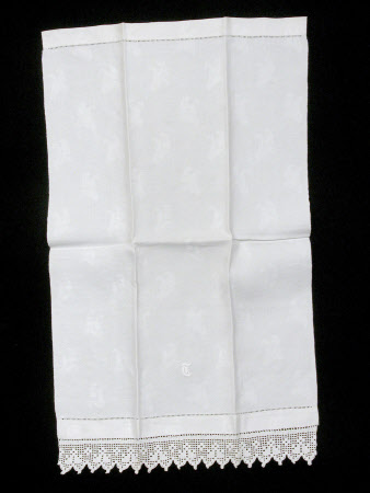 Hand towel
