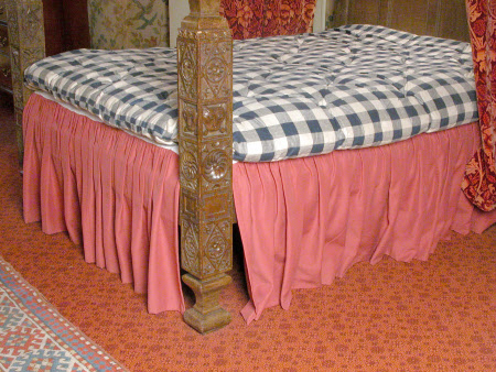 Curtain