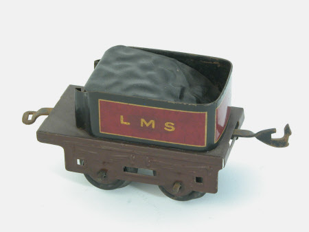 Locomotive tender