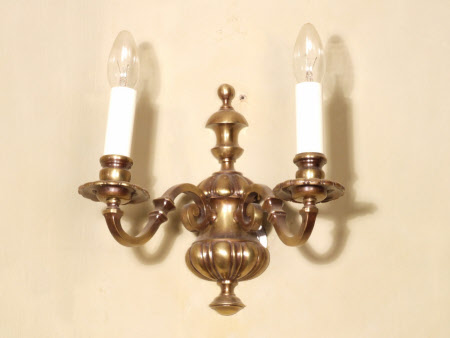 Light fitting