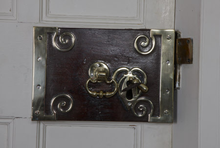 Door lock