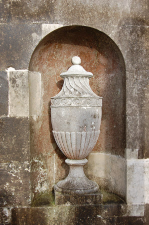 Urn