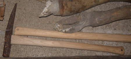 Pick axe head